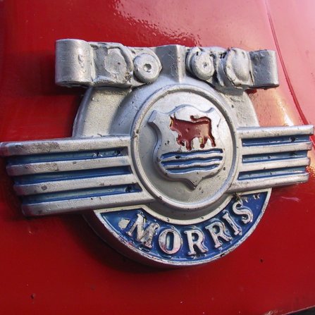 Logo Morris Motor sur calandre